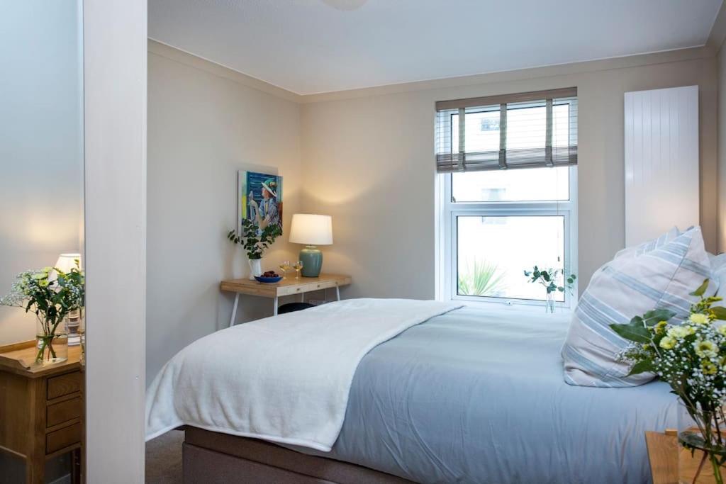 Flat In Sidmouth Apartment Екстериор снимка